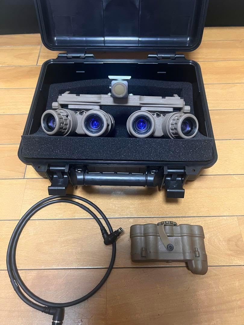 【保証付】PVS31　デジタルナイトビジョン 実動 IR 四角画面 保証付】PVS31 デジタルナイトビジョン 実動 IR 四角画面 保証付