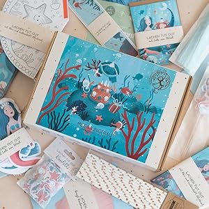 Décoration d’anniversaire sirène – 165 pièces – Boîte à thème durable – Sans plastique – Invitations, cadeaux et…