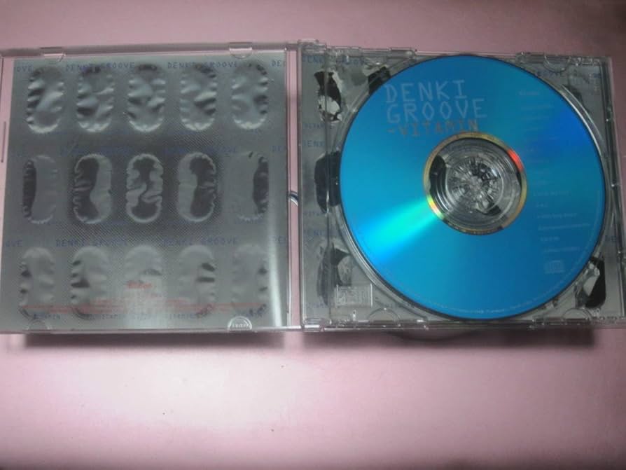 Amazon.co.jp: ☆電気グルーヴ(DENKI GROOVE)【VITAMIN(ビタミン