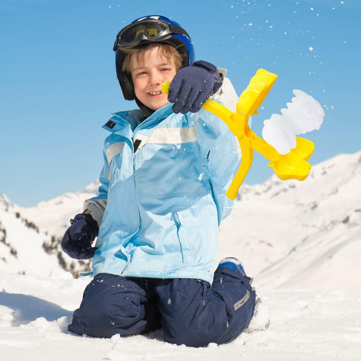 4 Pcs/Set Snowball Maker Clips, Dinosaur Shaped Snow Ball Maker Clips Clamps Outdoor Winter Play Snow Toys Plastic Sand Molds Clay Tools for Kids Adults Snowball Fight Beach Player (Dinosaur)