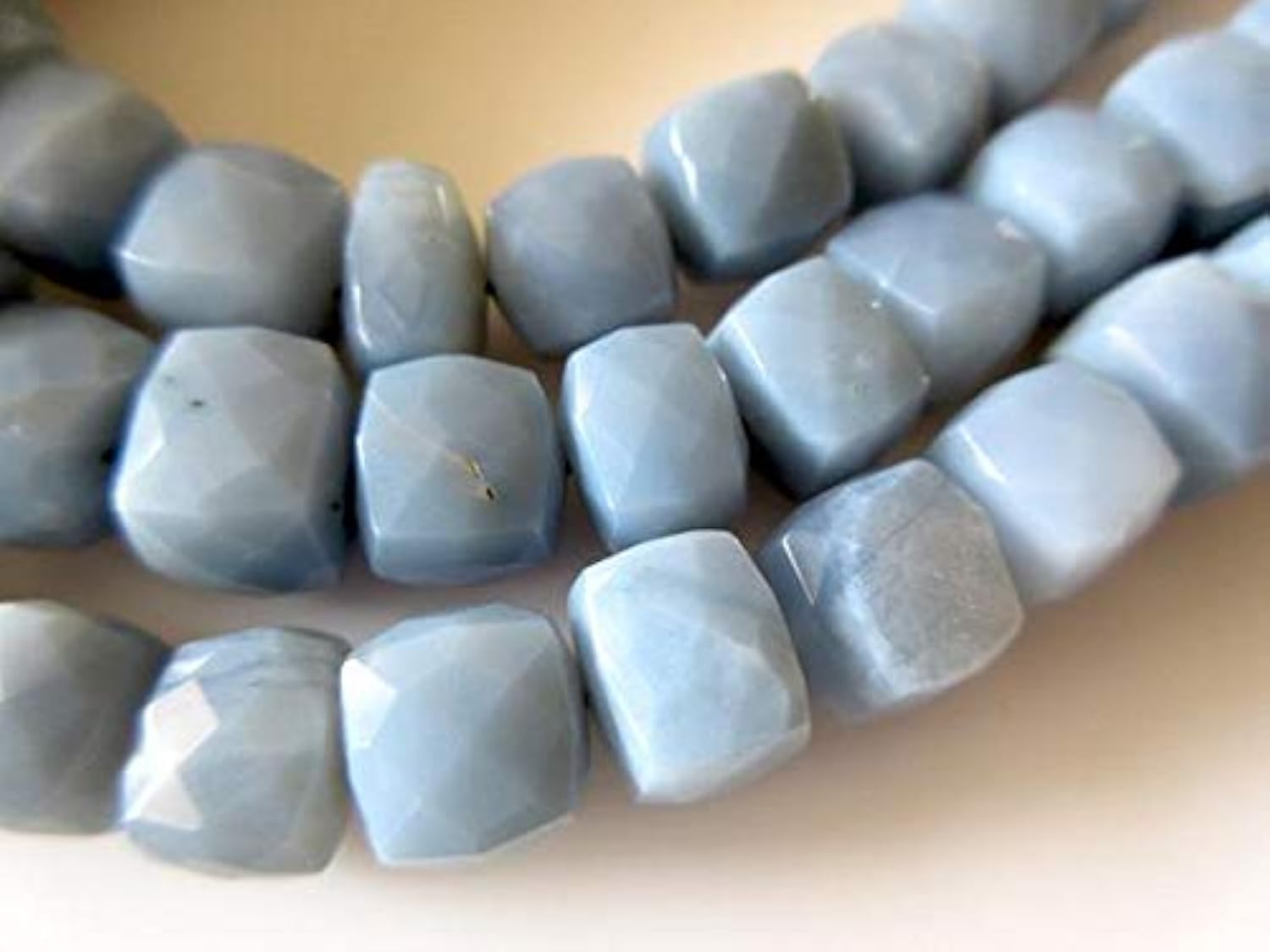 BEADS GEMSTONE 5 Strände Großhandel Blau Opal Box Perlen, Natural Blue Opal, Peruanische Opal Perlen, 8mm To 9mm Box Perlen, 8 Zoll Strand Code-HIGH-50124, Edelstein Metall Stein