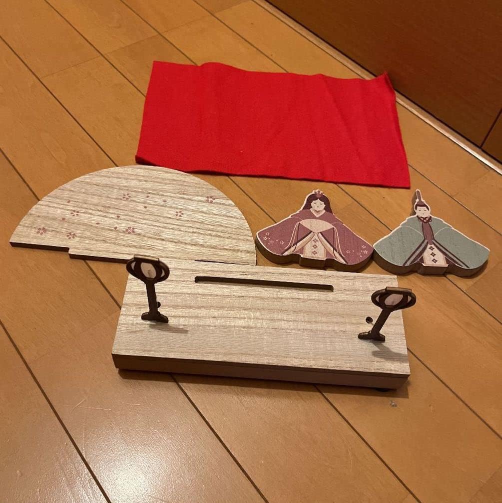 Hinamatsuri Dolls Wooden Interior