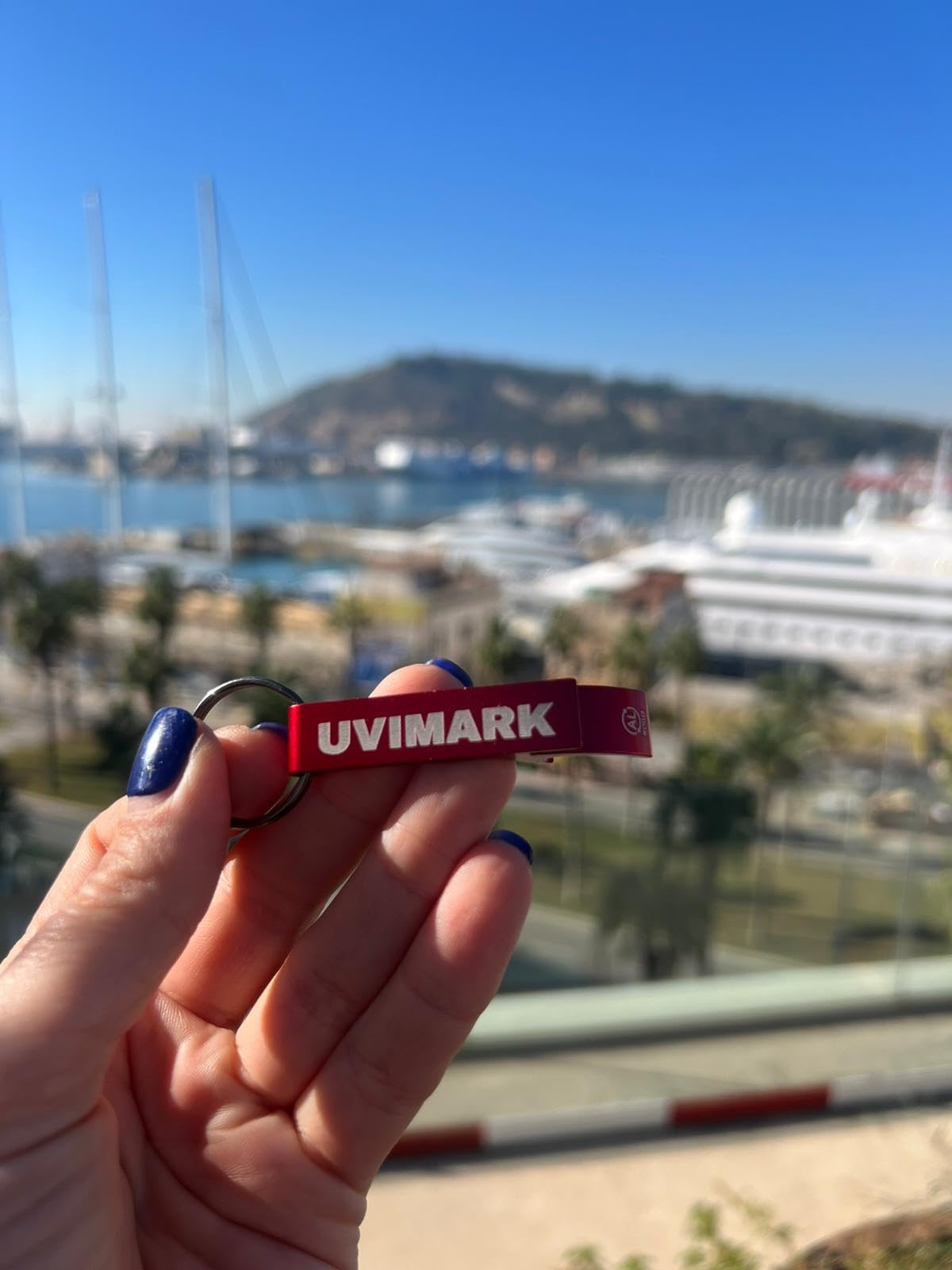 Uvimark - 50 Llaveros Abrebotellas Personalizados Para Regalos de Boda, Regalos de Empresa, Detalles Personalizados, Promociones, Eventos, Celebraciones