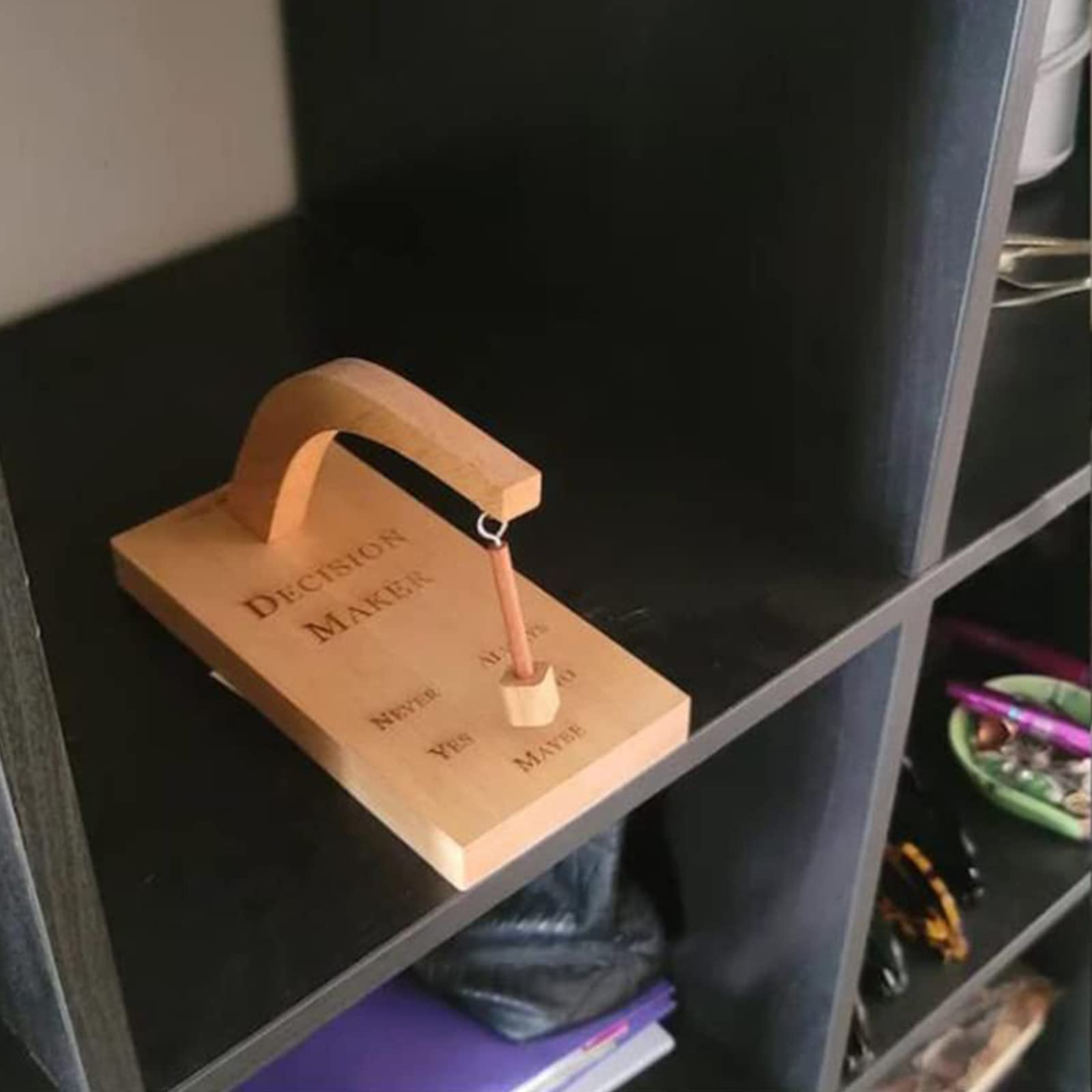 Mokylor Decision Maker, Creativo Decision Maker Pendolo Magnetico In Legno, Pendolo Decision Maker Swing Per Trovare La Risposta Alla Tua Domanda