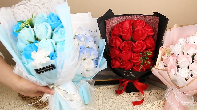 Amazon｜ソープフラワー 花束 母の日ギフト 誕生日や退職祝いに最適