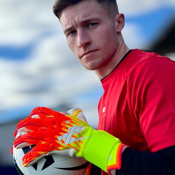 Kaliaaer RE:GEN Goalkeeper Gloves