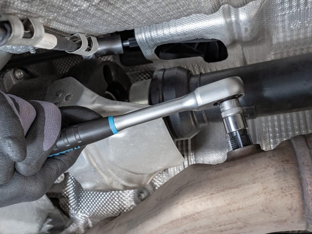 HAZET Obcinak do gwintów 4683-20, sześciokąt zewnętrzny 13 mm, M20 x 1,5, do czujników NOX w samochodach ciężarowych i osobowych, śruba prowadząca zapobiega przechylaniu, powłoka TiAIN