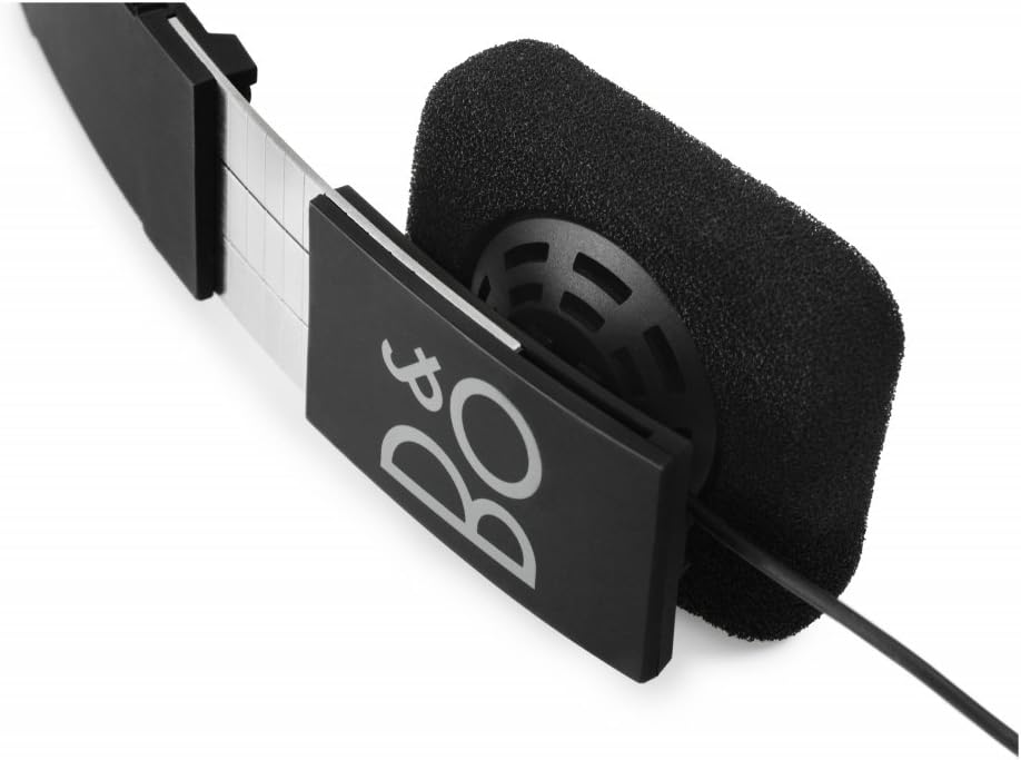 Adjustable headband and earcups of Beoplay Form 2i headphones