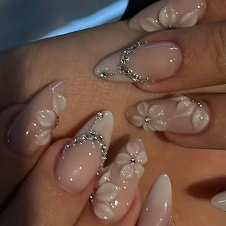 24 Stück Press on Nails Mandel Weiß, Nude Basis, Mittlere Länge, 3D Blumen Design mit Strass, Komplettes Maniküre-Set