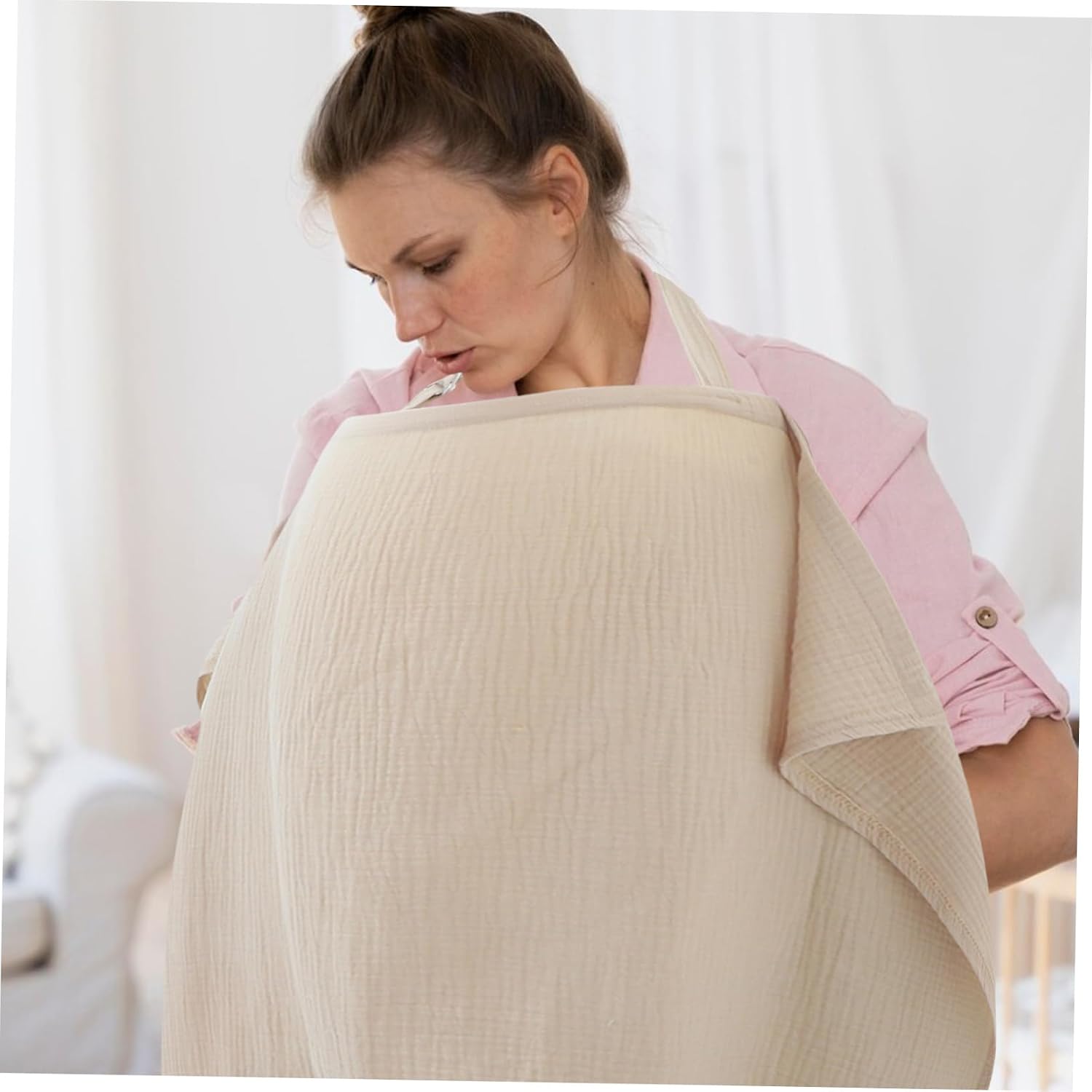 Breastfeeding Cover with Neck Strap for Outdoor Use Breathable Nursing Cloth for Convenient Public Feeding Portable and Comfortable Privacy Nursing Cover