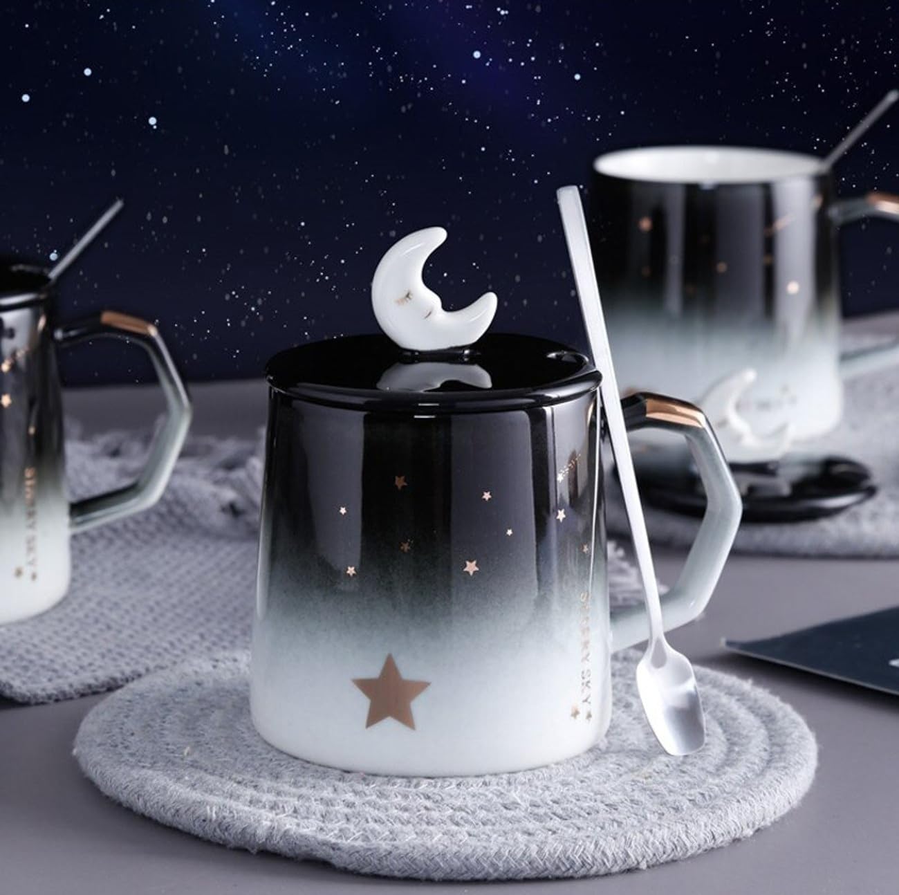 Ceramic Coffee Tea Mug with 3D Moon Lid | Spoon - 1pc (400 ml)