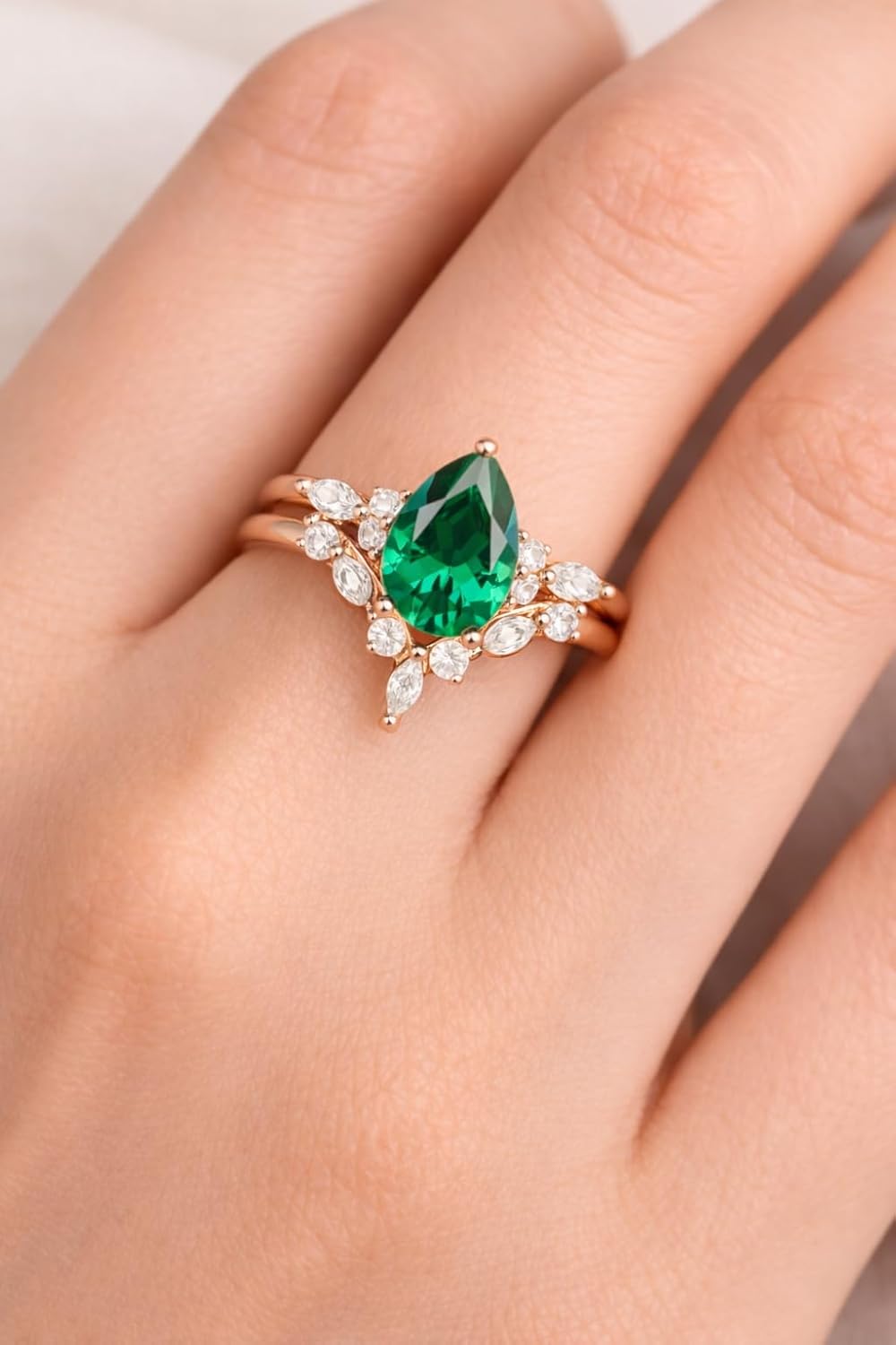 Pear Shaped Green Emerald Engagement Ring Set for Women 14K Rose Gold Teardrop Bridal Ring with Marquise Diamond Accent Wedding Band Vintage Leaf Inspired Jewelry Gift