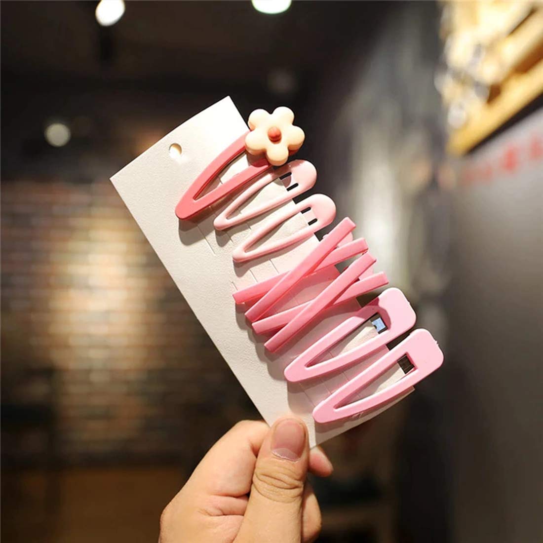 Women's Delicate Shining Seamless Hairclip, Elegant Design