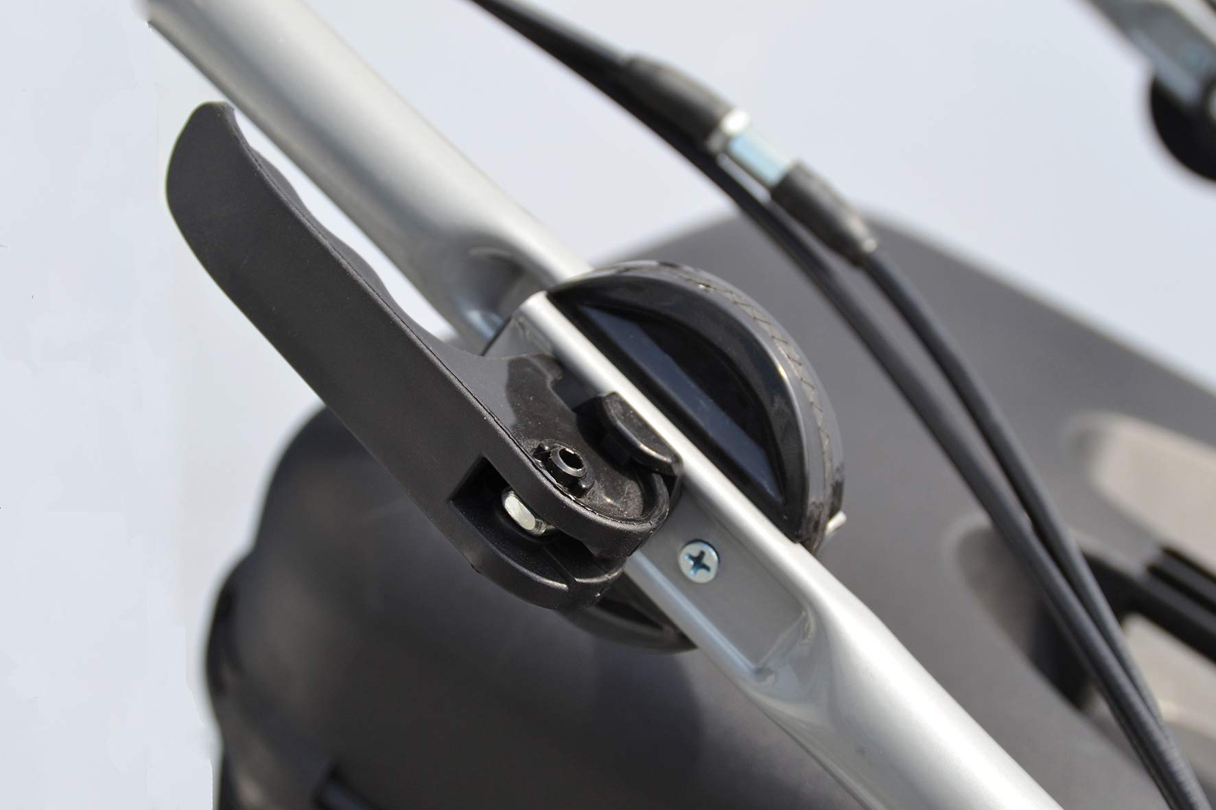 GÜDE Rasenmäher Benzin mit Antrieb Premium Big Wheeler Trike 515 D mit Radantrieb 4in1 | 4-Takt | 196ccm | 5,03PS | 51cm Schnittbreite | 65l Fangkorb | 6-Fach Schnitthöhenverstellung | Silber schwarz