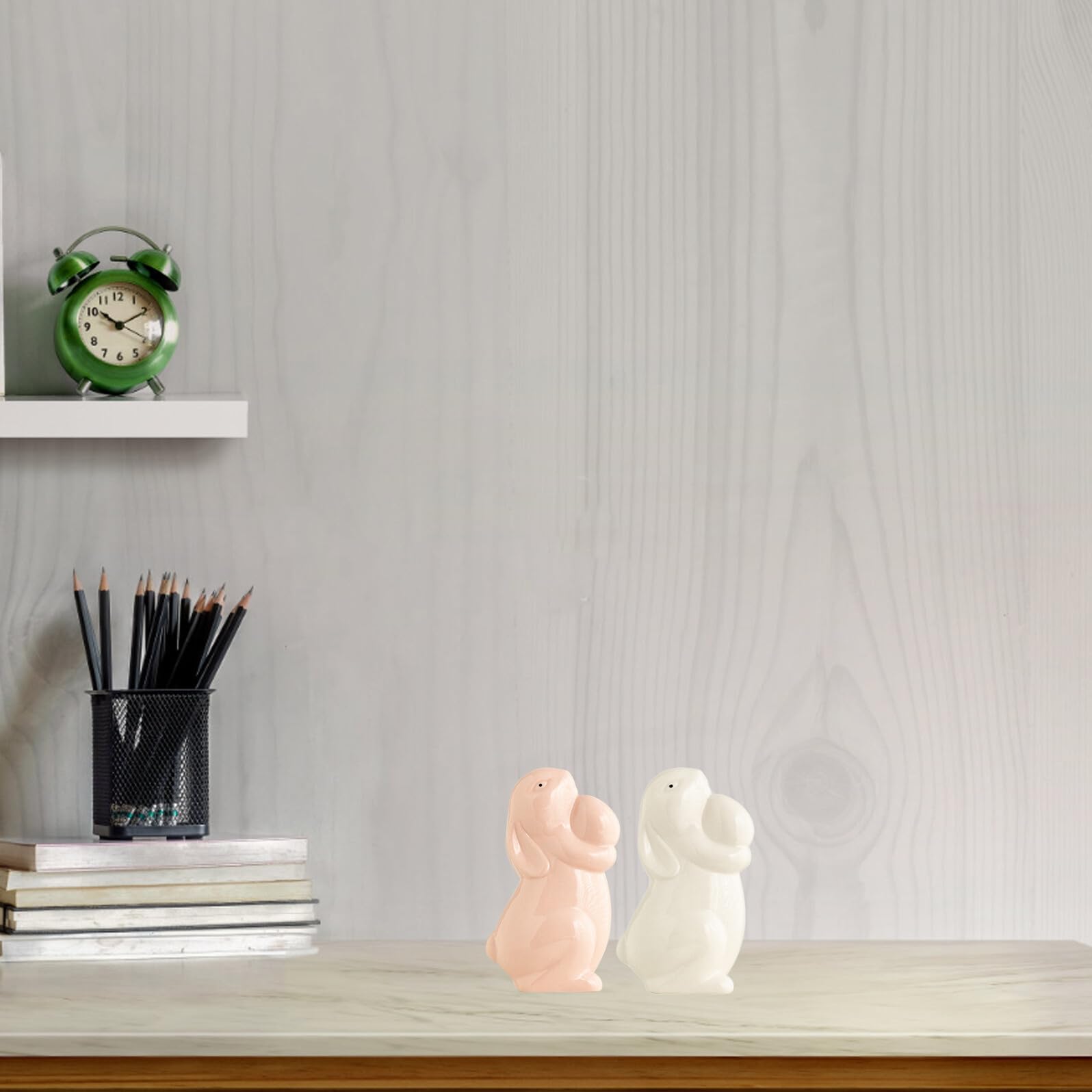 Artibetter 2 Stück Keramik Kaninchen mit Ei Kleine Hasenfiguren in Weiß und Rosa als Osterdekoration für Tisch und Kinderzimmer