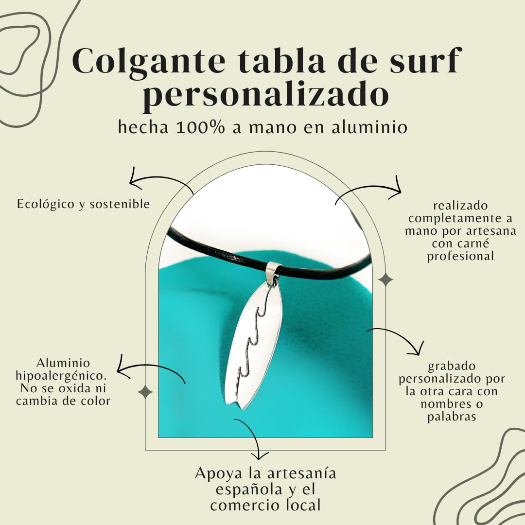 Colgante Tabla de Surf Personalizada de Aluminio con Grabado de Nombre - Joyería Surfera Artesanal Hecha a Mano - Regalo para Surfistas, Collar con Cordón de Cuero Negro 50cm, Diseño de Olas, Unisex