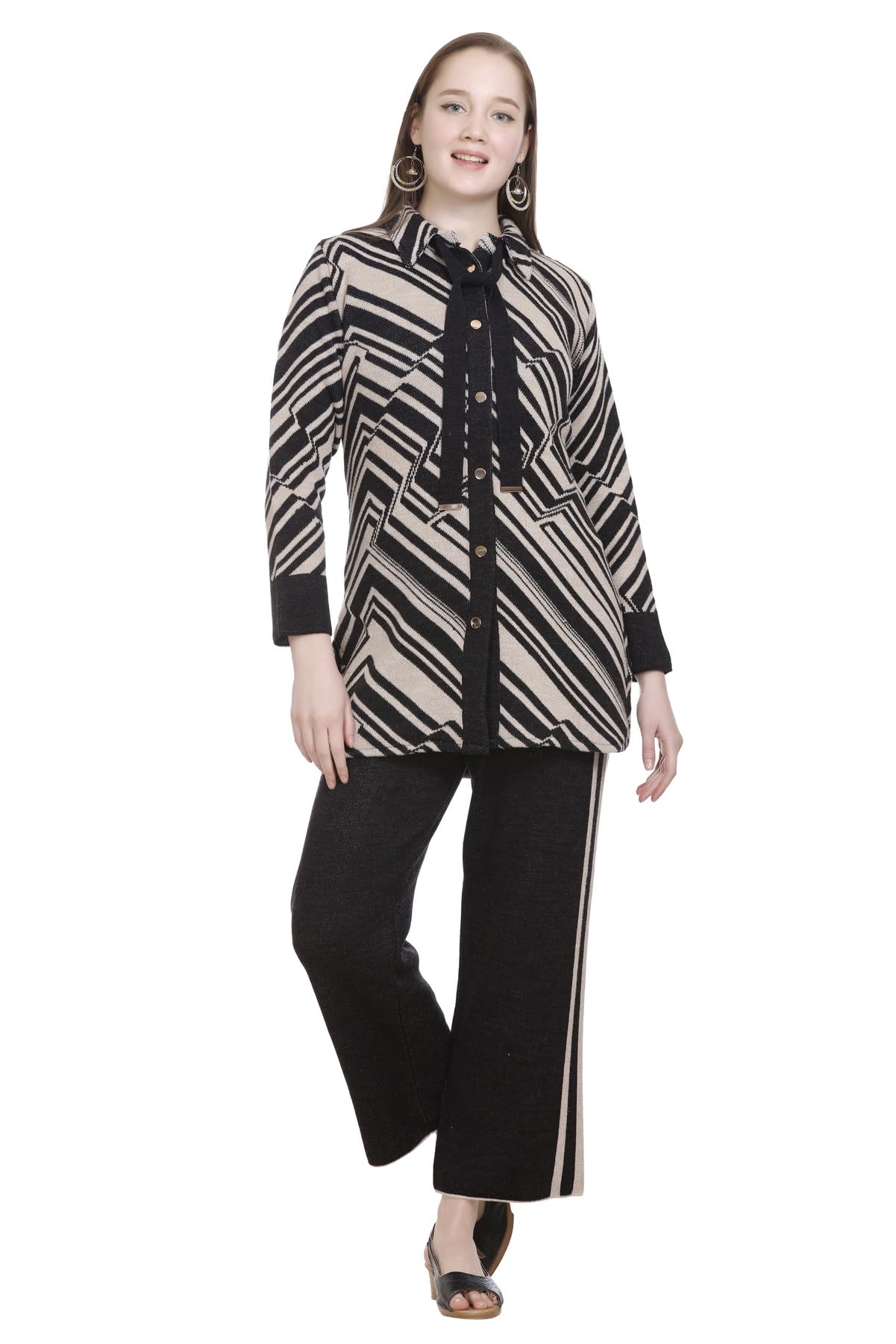 Trendy 2PC Winter Wear Cord Set/Top & Bottom Set for Women