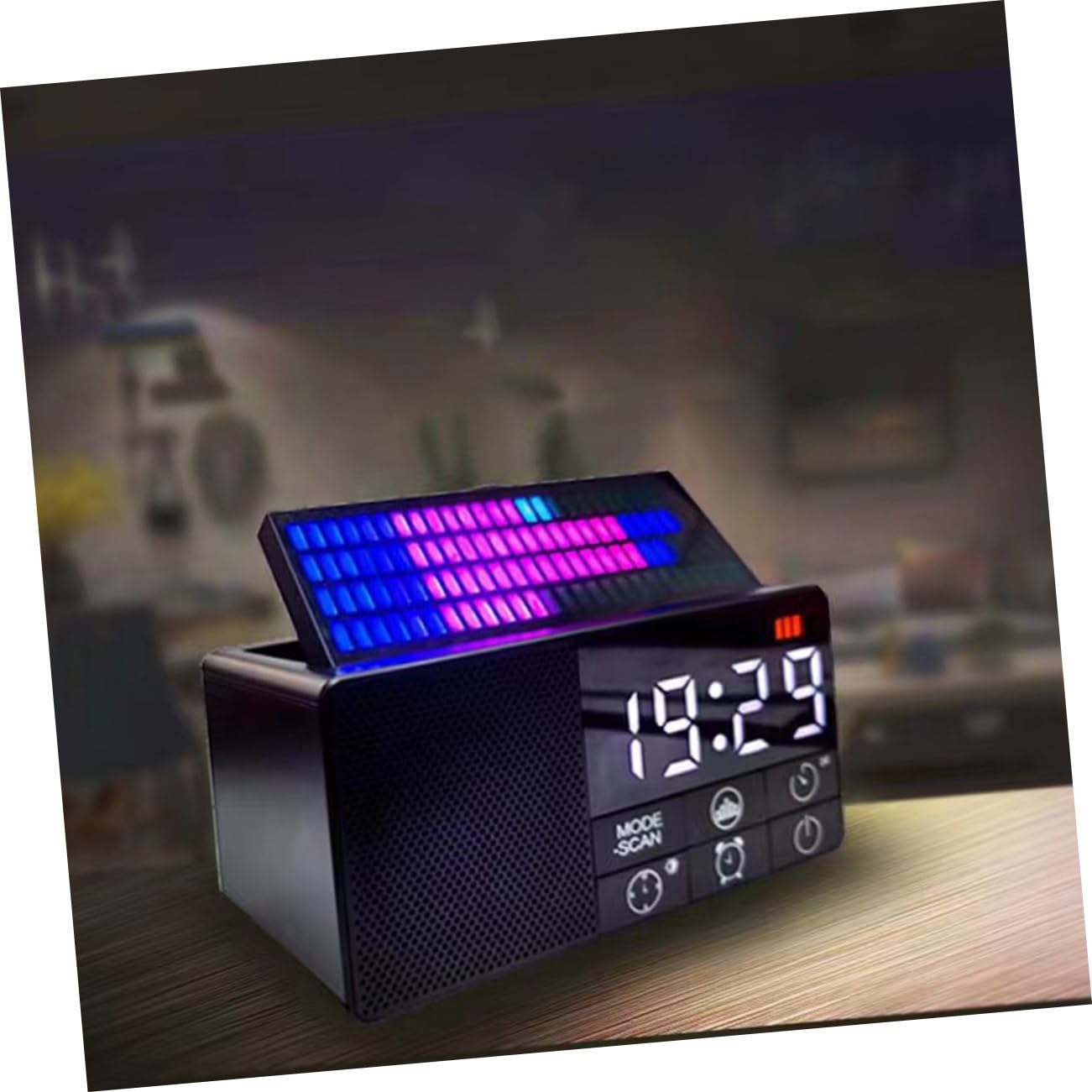 UPKOCH Digitaler Wecker Mit Fm-radiosender Und USB-anschluss Funkwecker Für Schlafzimmer Digitaluhr Mit Lautsprecherfunktion Wecker Fürs Schlafzimmer Mit Aux-Eingang Lautsprecherwecker