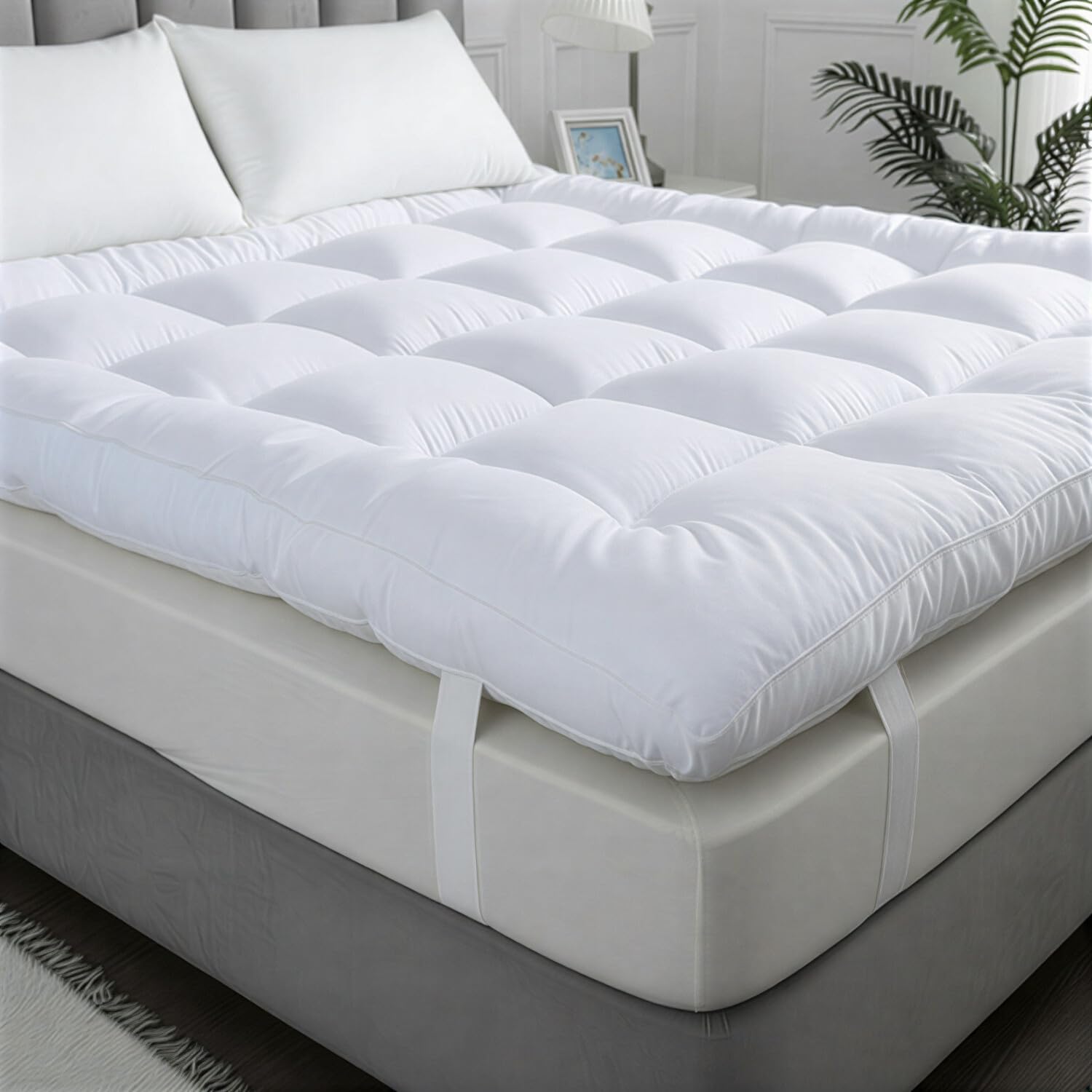 ELITLUX 10cm Hotel Quality Quilted Microfiber Small Double Mattress Topper – Luxury Comfort, Hypoallergenic, Breathable & Extra Deep Fitted Mattress Topper With Easy Fit Straps (122x190cm)