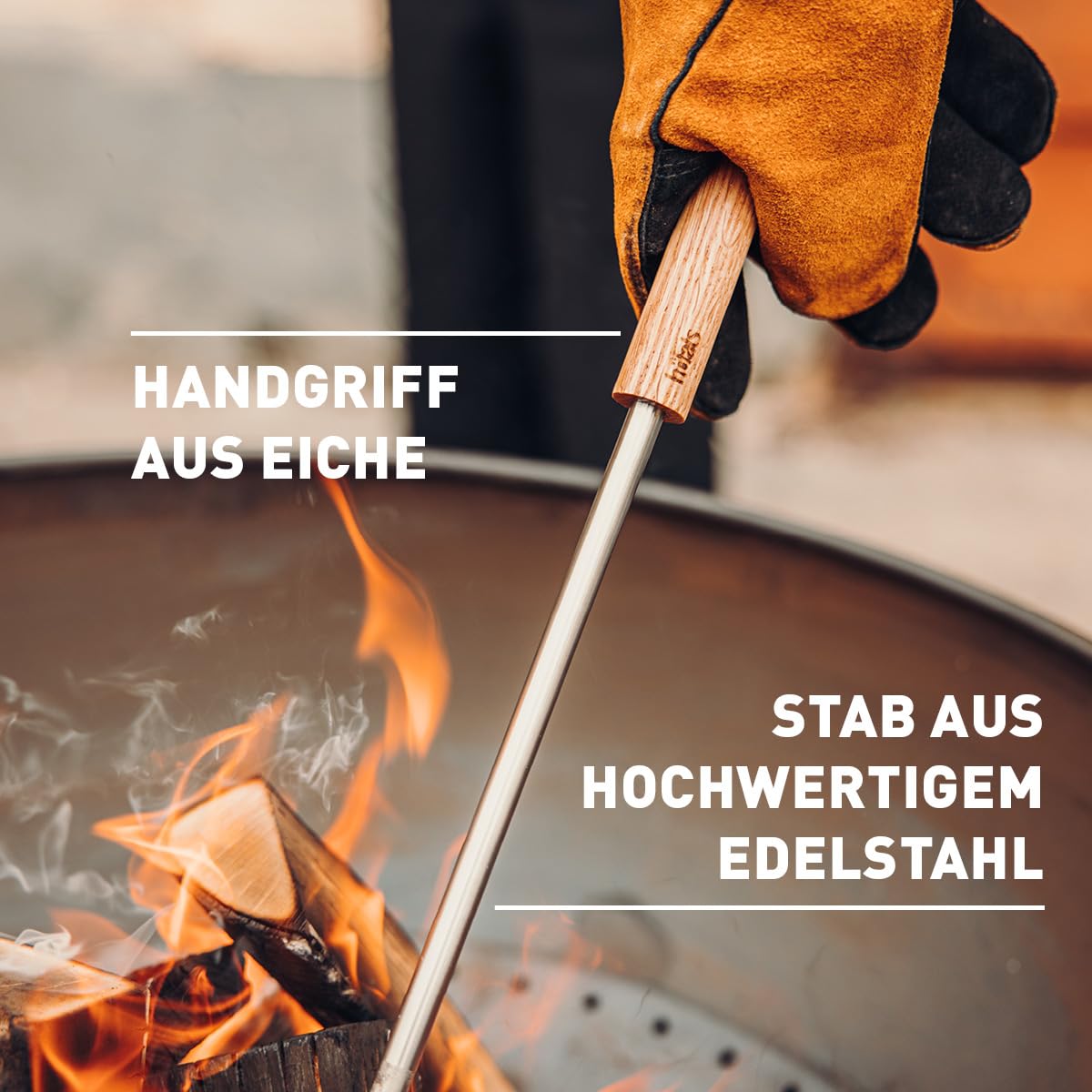 höfats - Feuerwerkzeuge - 3-teiliges Set mit Feuerzange, Schürhaken inkl. Flammenbläser und Holzfuß - Kaminbesteck, Ofenbesteck als Zubehör für Feuerschalen, Kaminofen oder Holzofen - Edelstahl