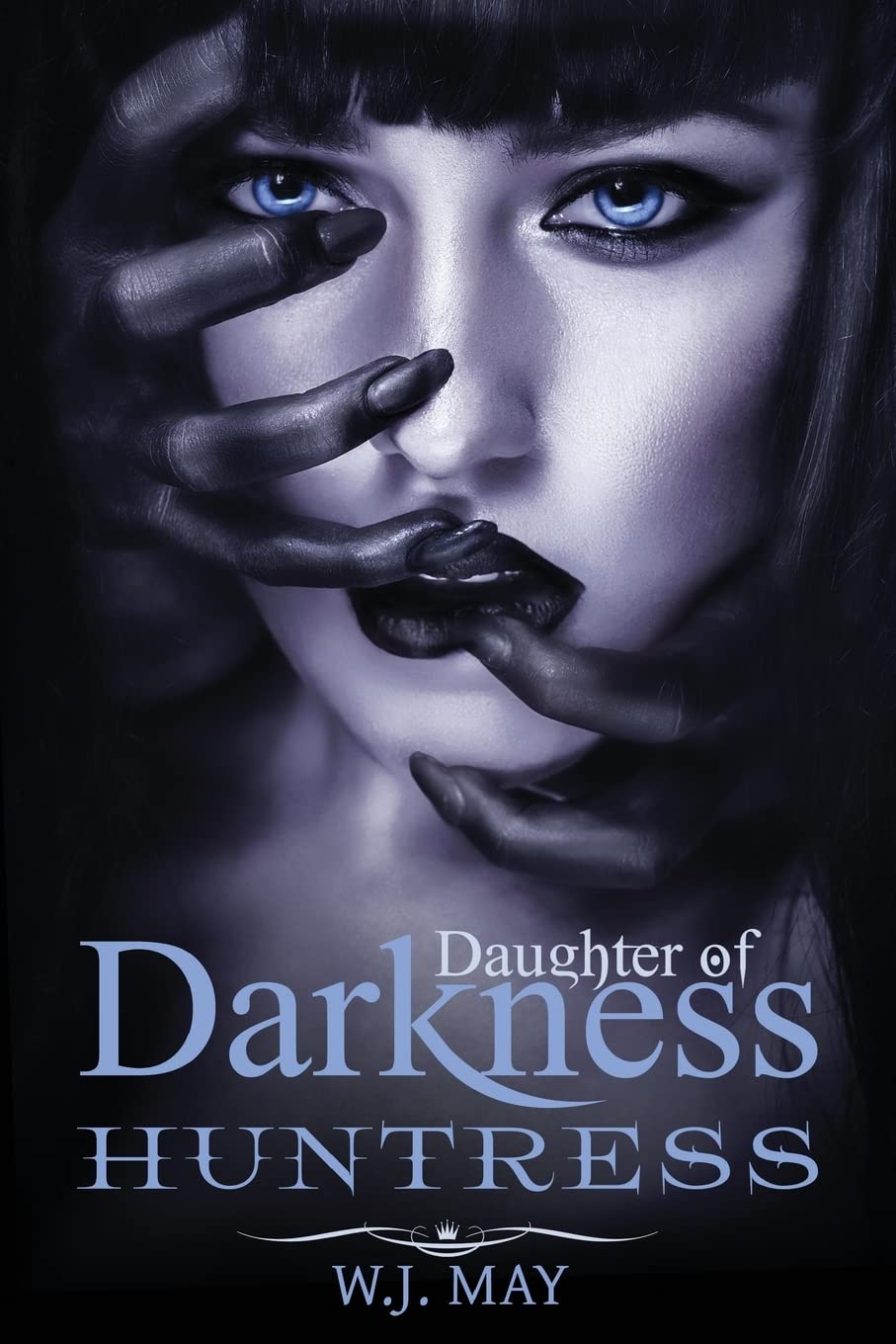 Huntress: Paranormal Vampire Hybrid Romance Series: Volume 2 (Daughters of Darkness: Victoria's Journey)
