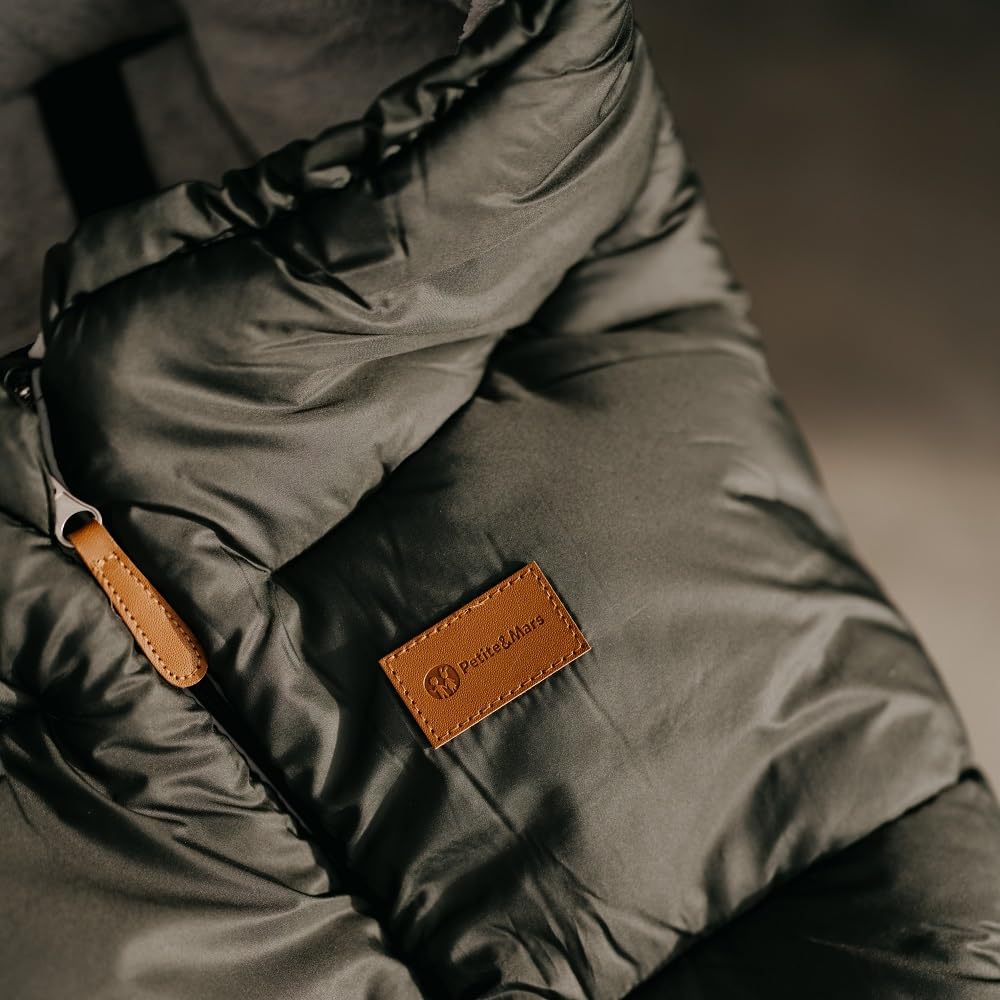 Petite&Mars Fußsack für Kinderwagen JIBOT * Winterfußsack für Kinderwagen, Buggy und Autositz * Warrm * Wasserdicht * Winddicht * mit vertikale Gurtschlitze (Charcoal Grey)
