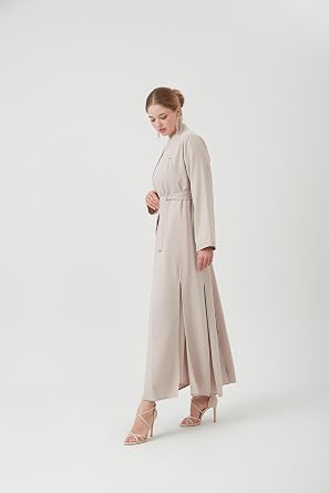 Eteği Parçali Zincirli Abaya
