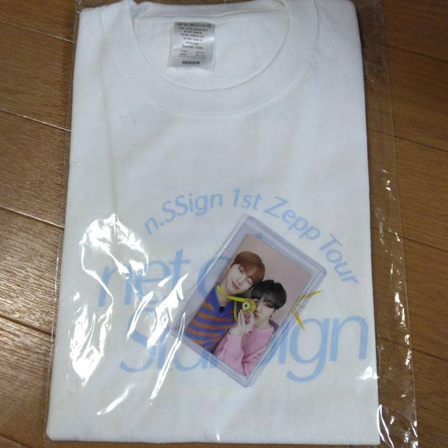 Amazon.co.jp: n.SSign Tシャツ トレカ カズタ ヒョン : おもちゃ