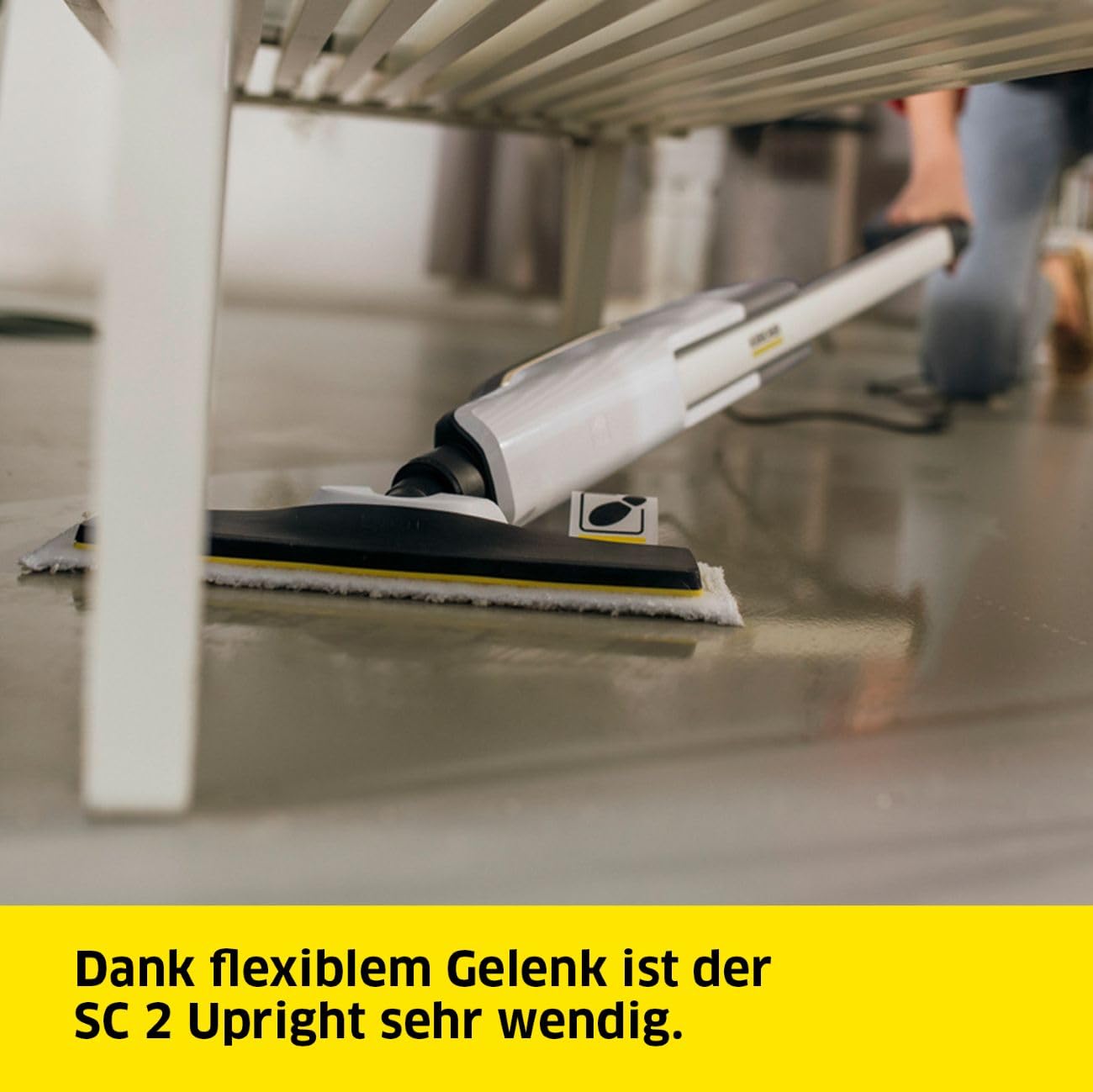Kärcher Dampfreiniger SC 2 Upright, Aufheizzeit: 30 s, Flächenleistung: ca. 50 m², Tank: 0,4 l, Heizleistung: 1600 W, mit Bodendüse EasyFix, Mikrofaser-Bodentuch und Entkalkungskartusche