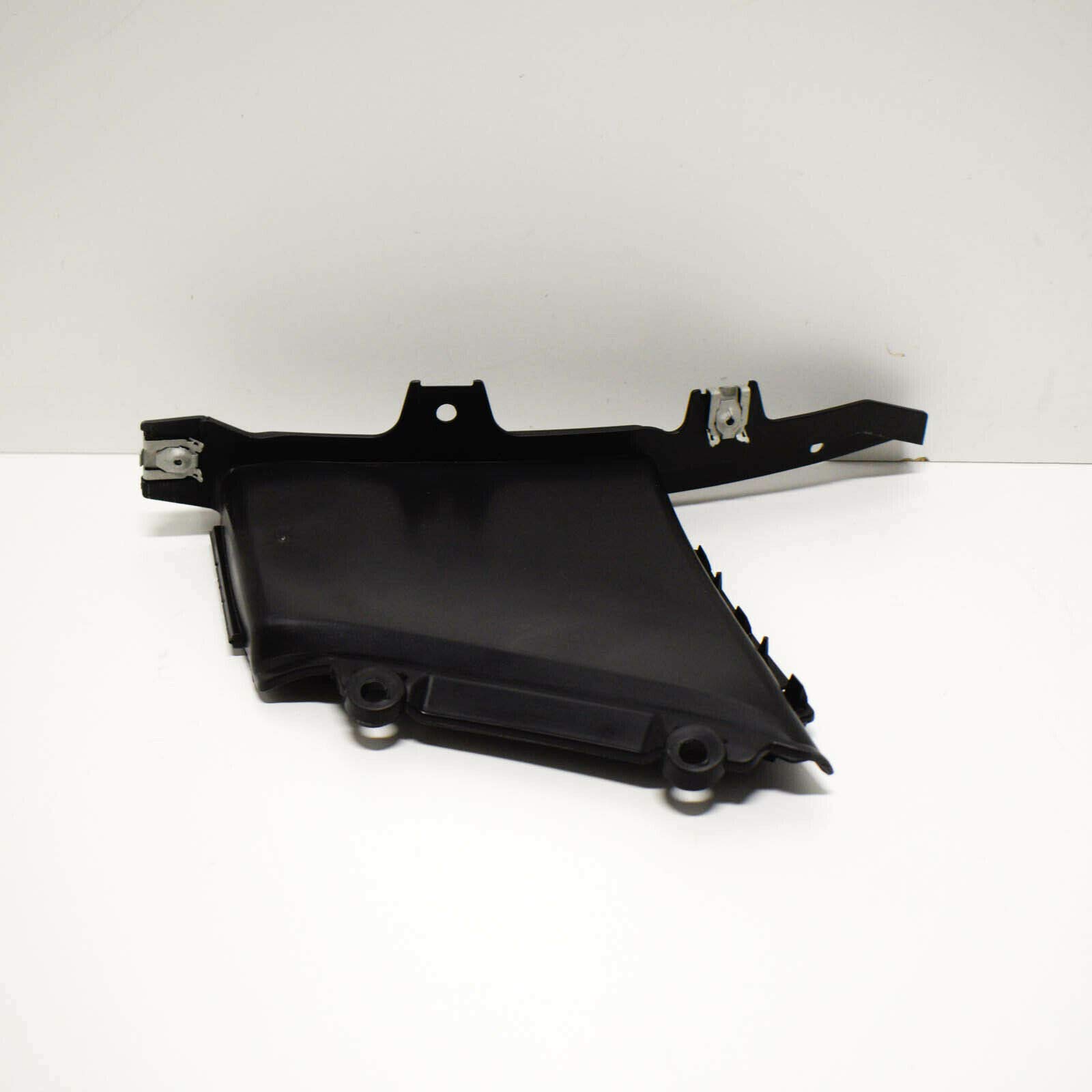 Parts INVESTMENT 3 GT F34 Kühler, links, innen, Luftkanal  