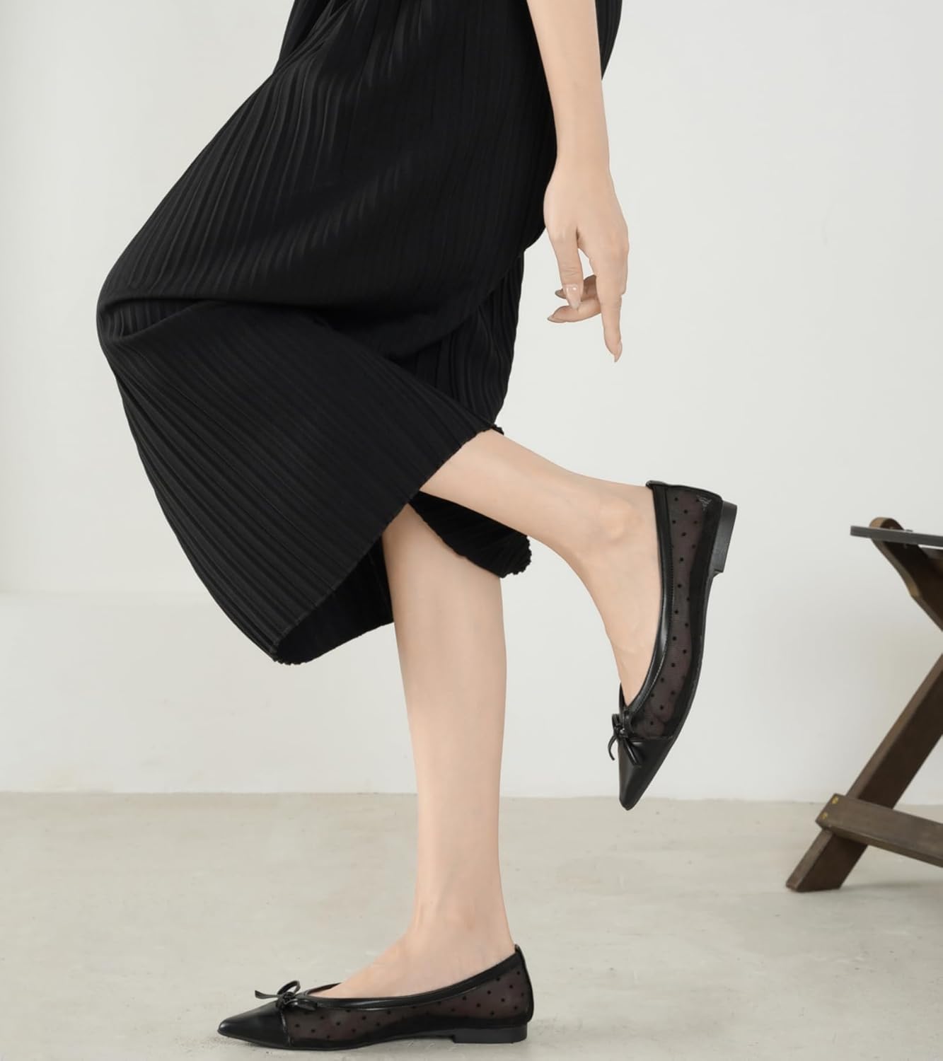 Women's Pointed Toe Ballet Flats with Bow Elegant Slip On Dressy Flats Comfortable Casual Shoes for Daily/Office