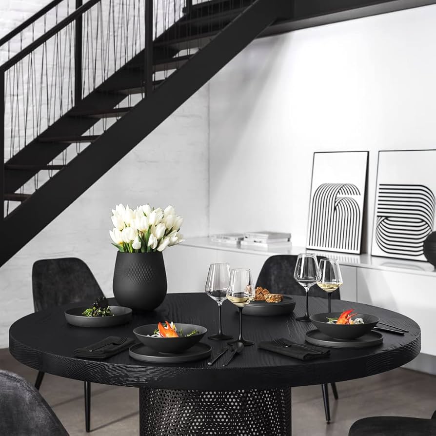 ビレロイ&ボッホ　LA BOULE ブラック＆ホワイト 7ピースセット Villeroy & Boch Iconic La Boule, 7-Piece Dinnerware Set