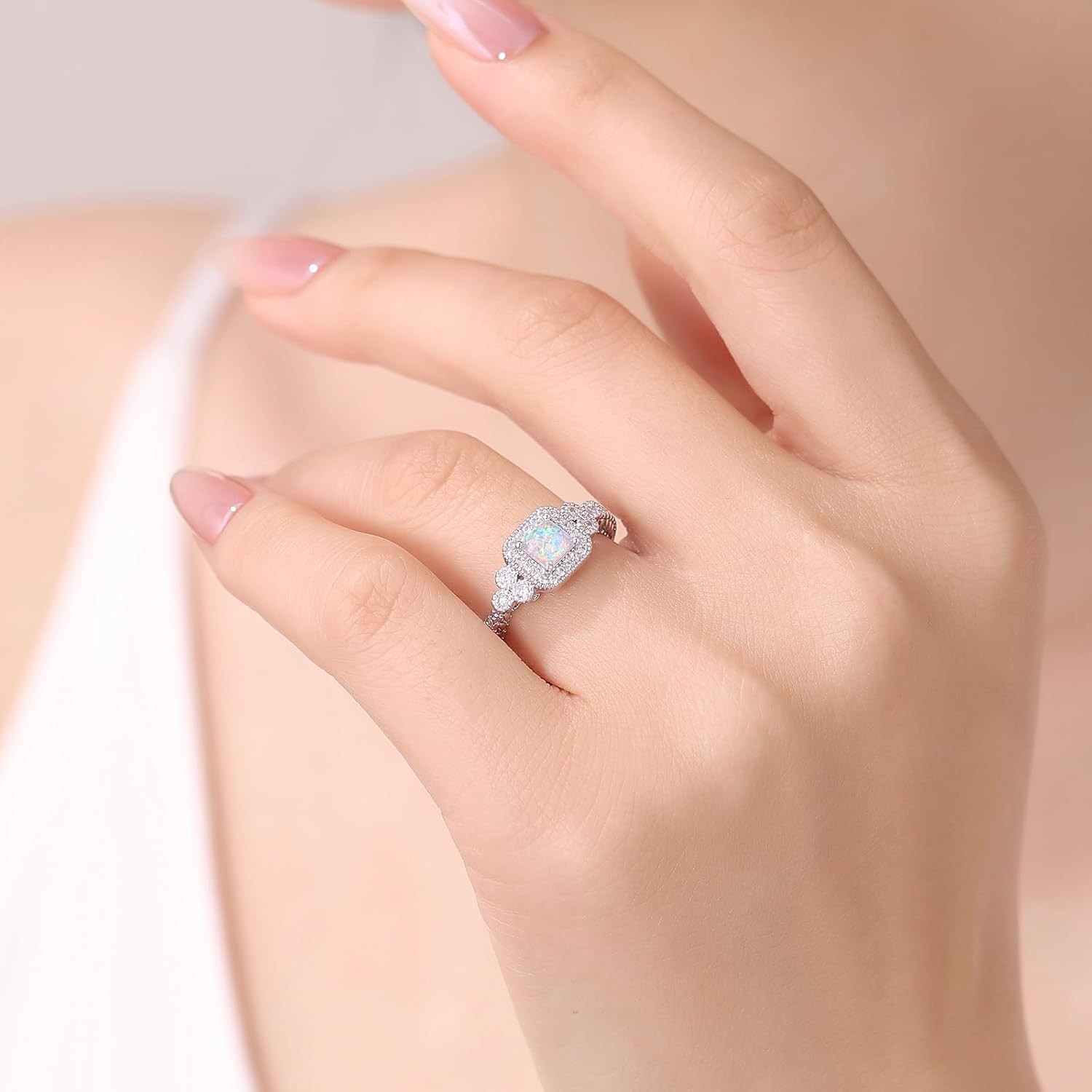 Opal Rings for Women 18K Gold Plated Engagement Ring Vintage Anniversary Ring Gemstone Wedding Promise Rings for Her