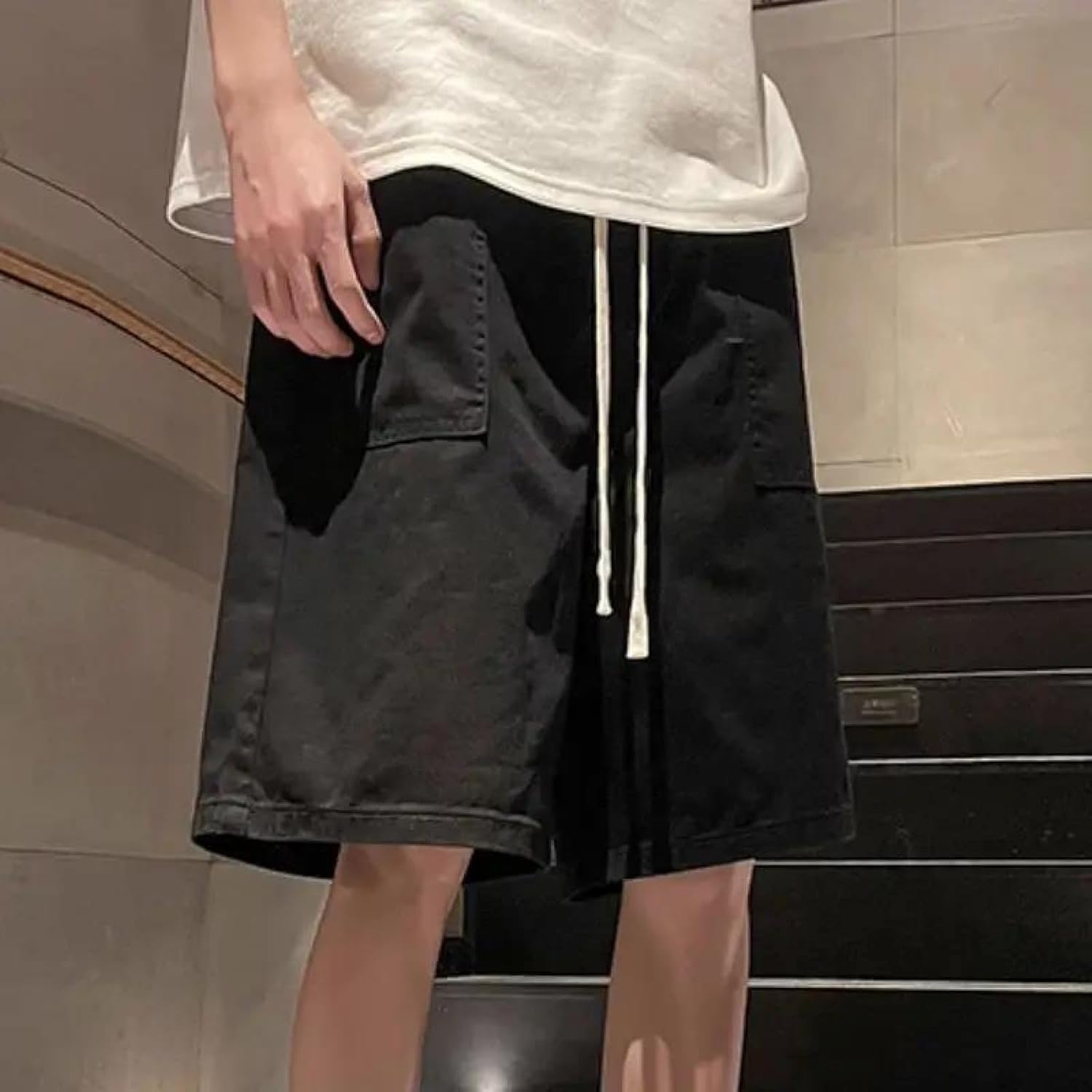 Men's Summer Lightweight Basketball Shorts Loose Fit Casual Five-Point Knee-Length Shorts