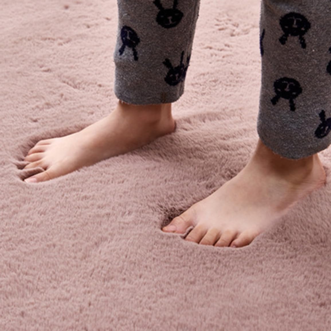 Amazon｜[ZS2L7] ムートンラグ カーペット ラグマット 洗えるラグ 北欧