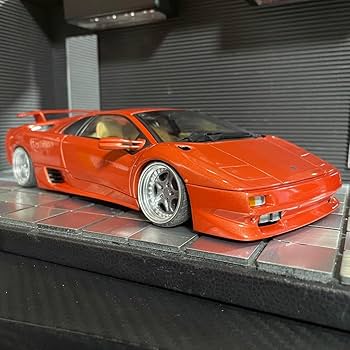 Amazon.co.jp: 絶版 オートアート 118ランボルギーニ ディアブロ