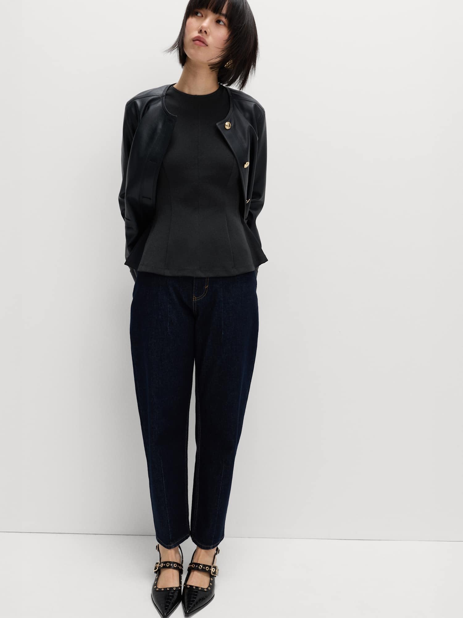 Marks & Spencer Haut Péplum sans Manches Ajusté Femme, avec Stretch