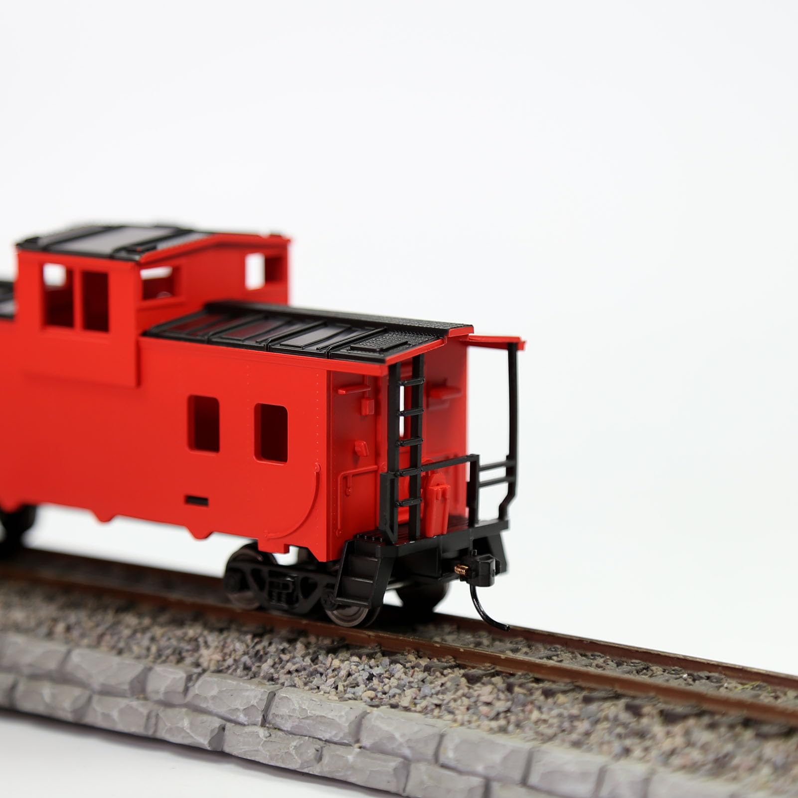 Evemodel C8763 1 Einheit lackiert 1:87 HO Maßstab 36' Wide Vision Caboose Wagons Modelleisenbahn (rot)