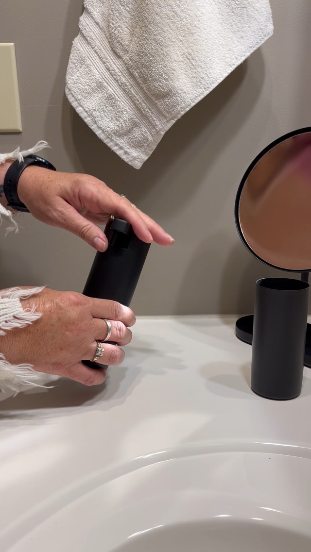 Amazon.com: blomus MODO Soap Dispenser - Satellite (Taupe