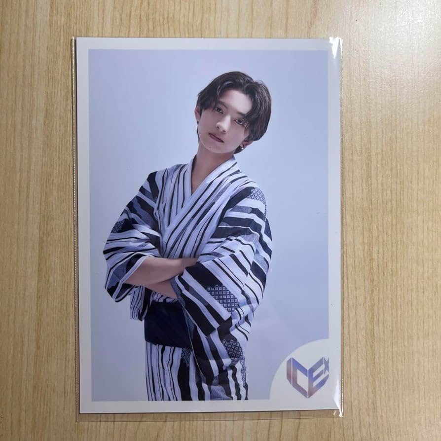 ICEx 生写真 vol.11 Amazon.co.jp: ICEx 八神遼介 生写真 vol.11 : おもちゃ