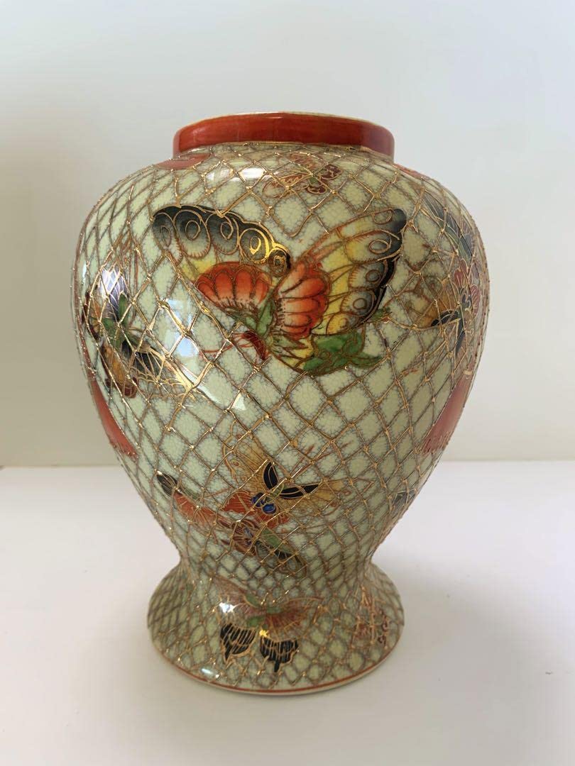 骨董　時代もの　金の網目に蝶々　花瓶　花入　古い物　古い花瓶 Amazon.co.jp: 骨董時代もの金の網目に蝶々花瓶花入古い物古い花瓶