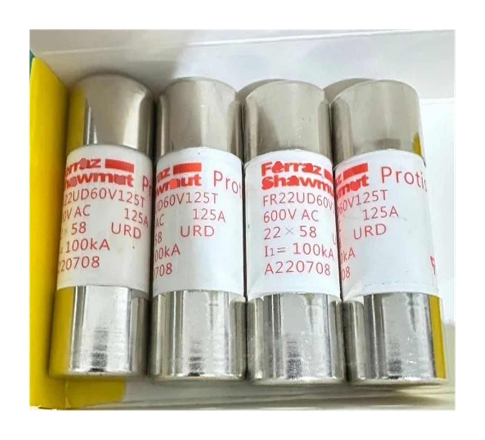 Fusible FR22UD60V135T B220709 cartouche 135A protection surintensité