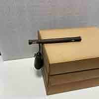 矢立　江戸時代　銀色部に風景画が遇らってる。 Amazon.co.jp: 矢立 江戸時代 銀色部に風景画が遇らってる