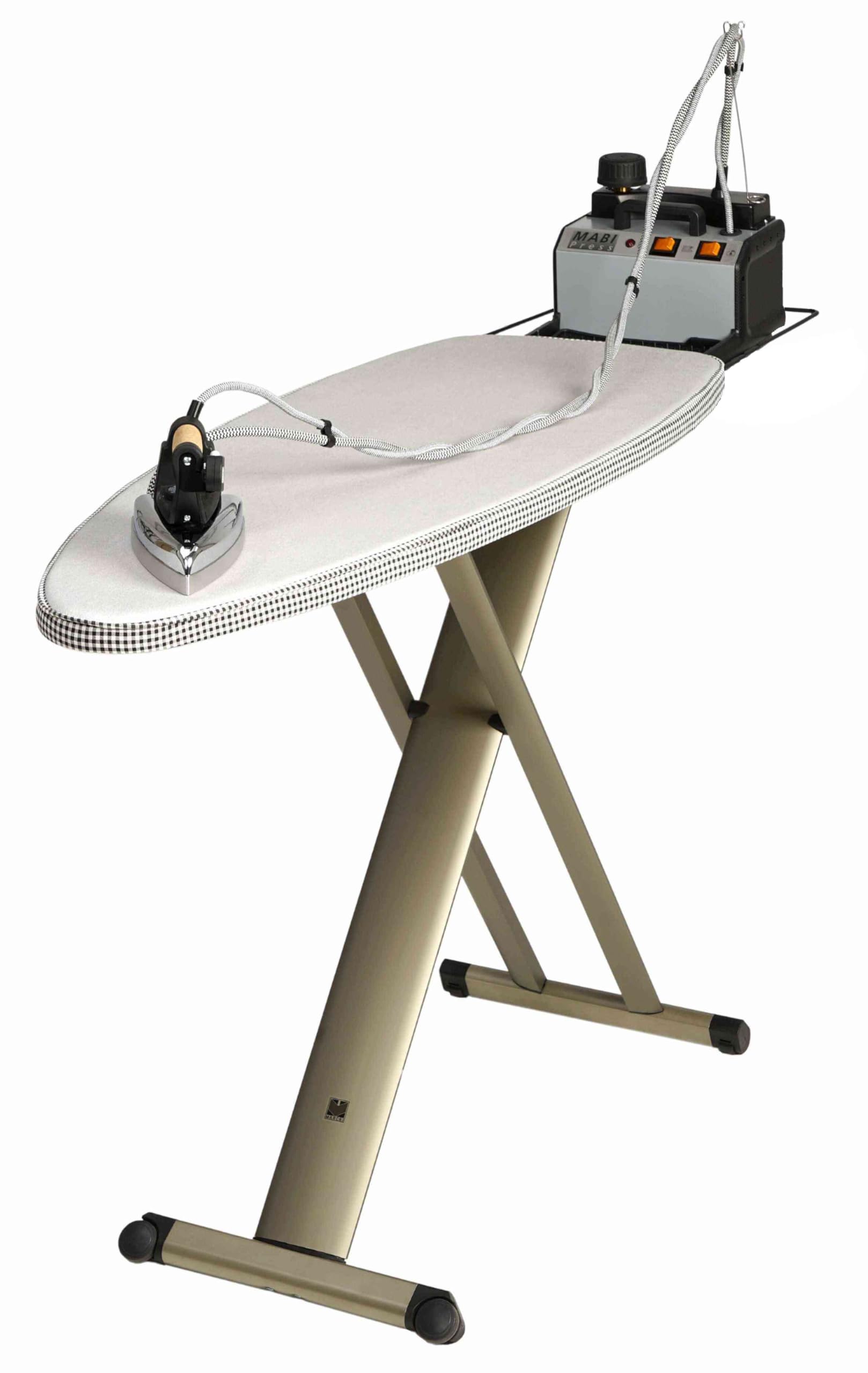 Mabi 902 – Universal Kettler KETTtex Alu-Bügelbezug 130 x 47 cm – Alugegenbügeleffekt – eingenähter Gummizug – gut gepolstert – Maßgrenzen L 126-130 x B 43-47 cm – passend auch für Mabi Alu Bügeltische 2144, 2154, 2155