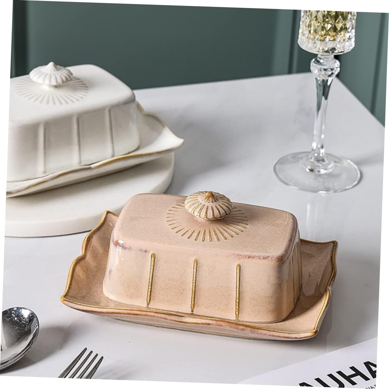 Ceramic Butter Plate with Lid Serving Tray for Fresh Butter Storage Non Absorbent Refrigerator Dish for Home Restaurants Hotels and Dessert Shops