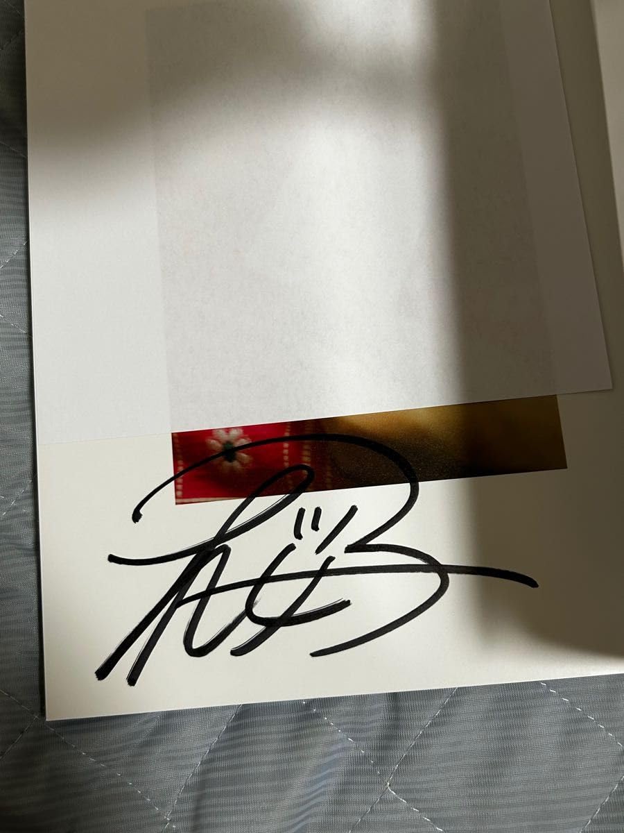 Amazon.co.jp: candle 大久保桜子 写真集 直筆サイン入り : ホビー