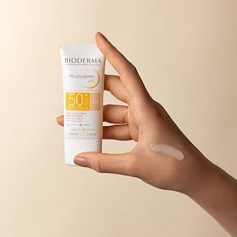 Bioderma Photoderm AR SPF50+ Kızarıklık Karşıtı Çok Yüksek Korumalı Renkli Yüz Güneş Kremi 30 ml