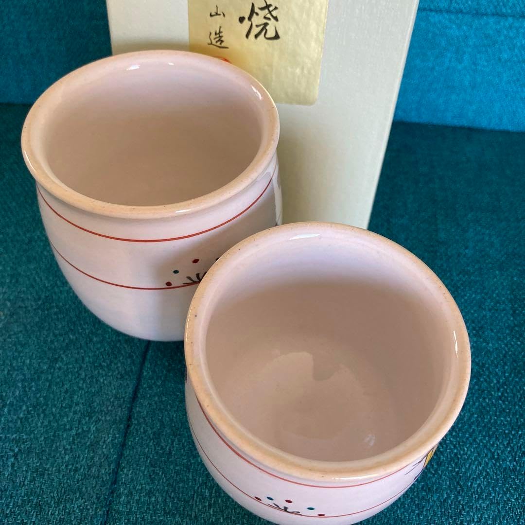 赤膚焼 昭山窯 大塩昭山作 奈良絵 夫婦湯呑 33 赤膚焼窯元 大塩 赤膚焼 昭山窯 大塩昭山作 奈良絵 夫婦湯呑 33 赤膚焼窯元 大塩
