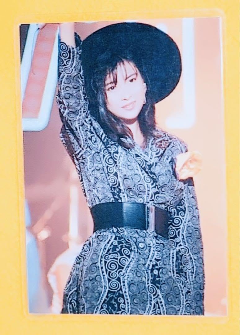 中山美穂 みぽりん カード & プロマイド 写真 コレクション 【公式通販】