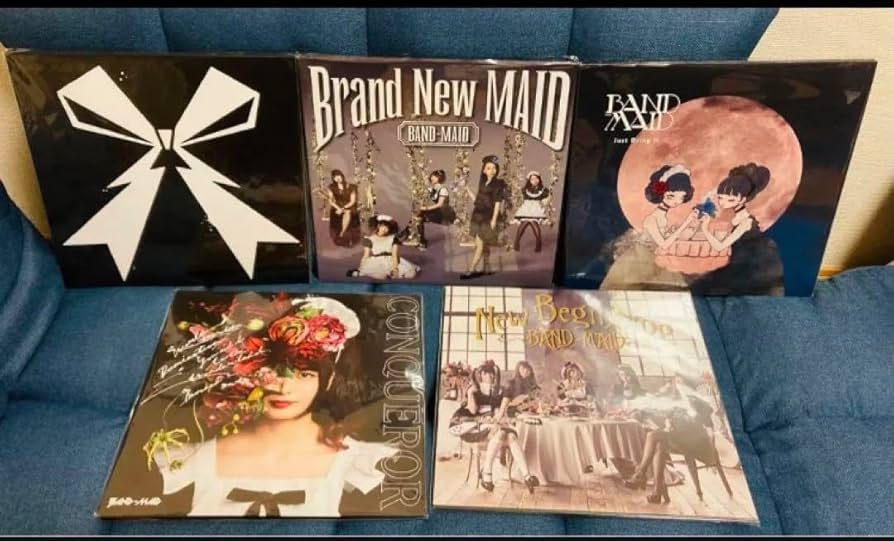 BAND-MAIDの生産限定アナログレコード盤の 5枚セット BAND-MAIDアナログ5枚セット